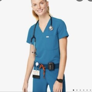 Alps blue 2 pocket scrub top